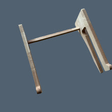 Load image into Gallery viewer, Support de bureau en bambou pour ordinateur – design ergonomique et écologique