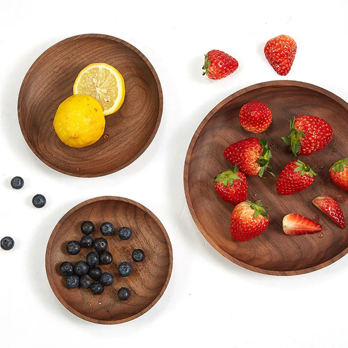 Les assiettes en bois d'acacia réutilisables : révolutionner l'art de la table avec élégance et conscience écologique