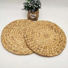 Load image into Gallery viewer, Natural Water Hyacinth Woven Placemat

